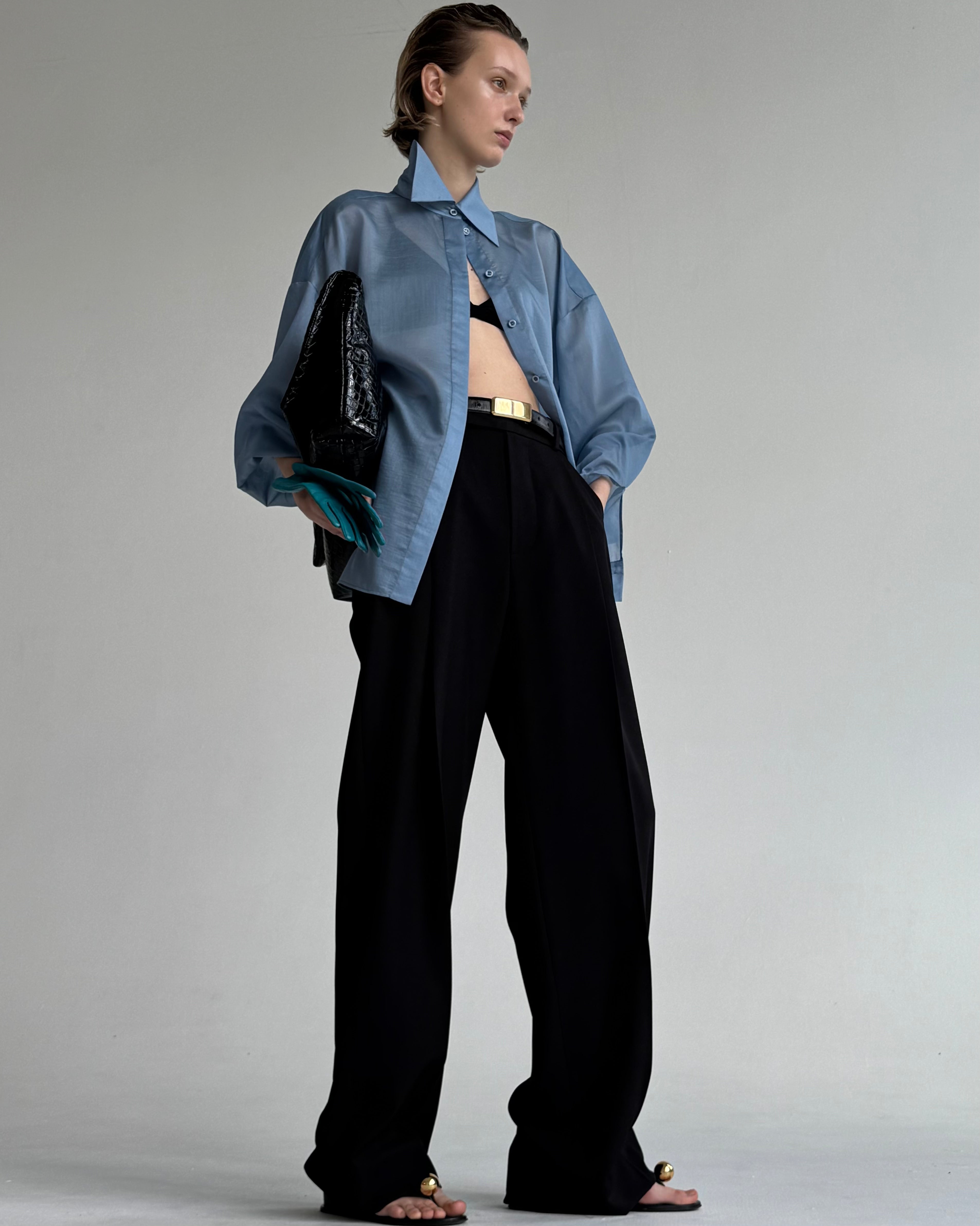 MUSLIN BLUE BLOUSE