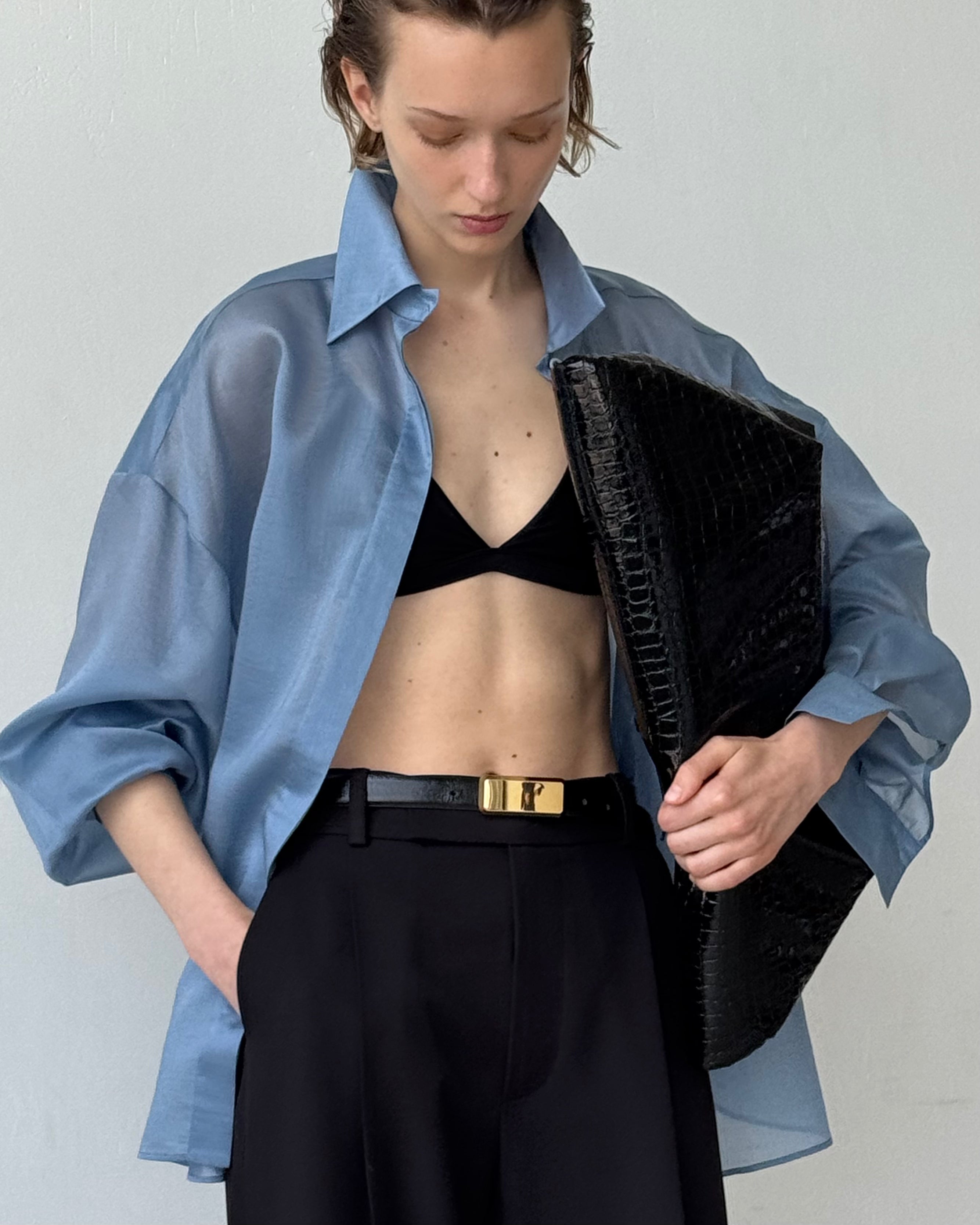 MUSLIN BLUE BLOUSE