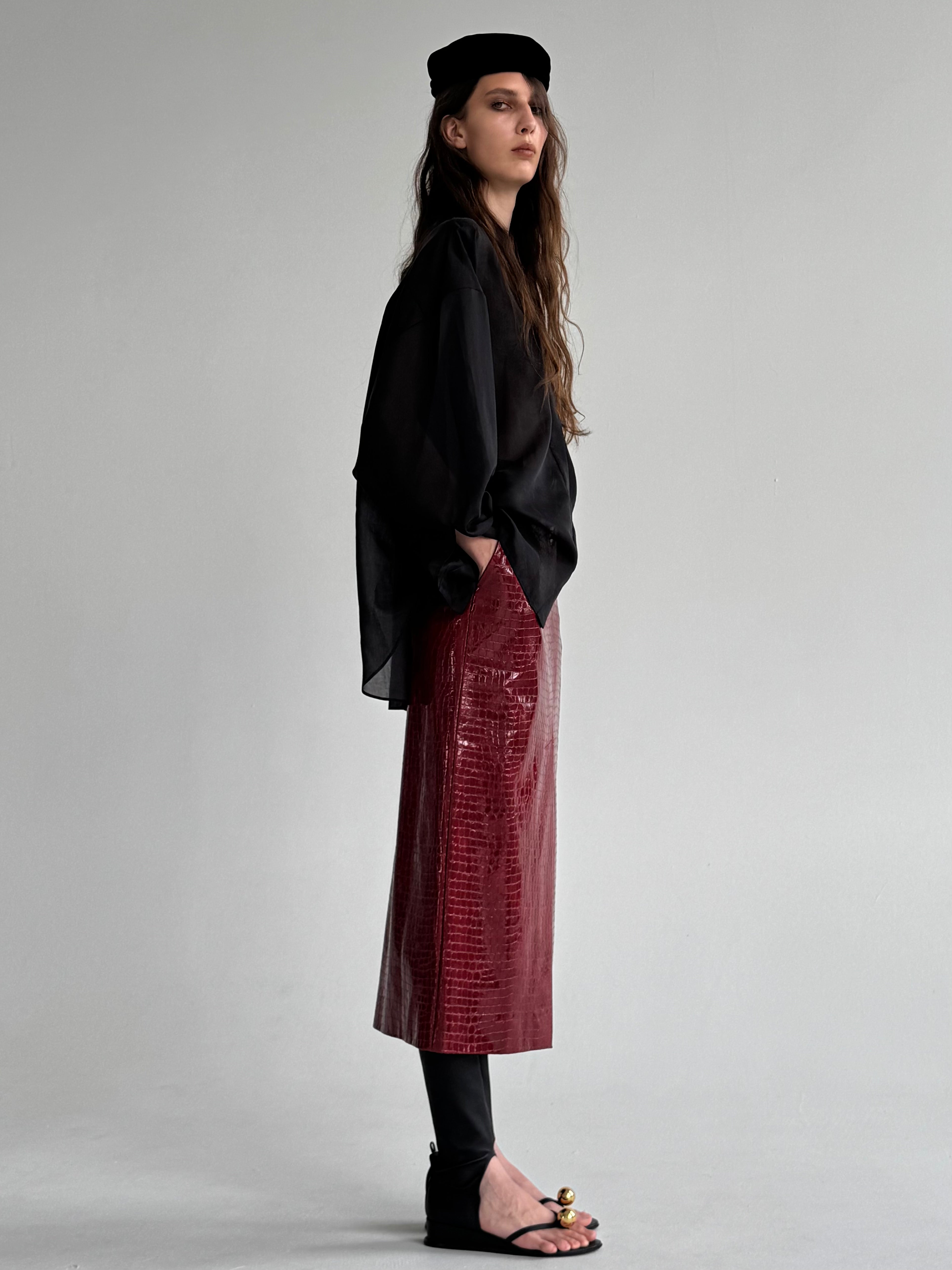MUSLIN BLACK BLOUSE