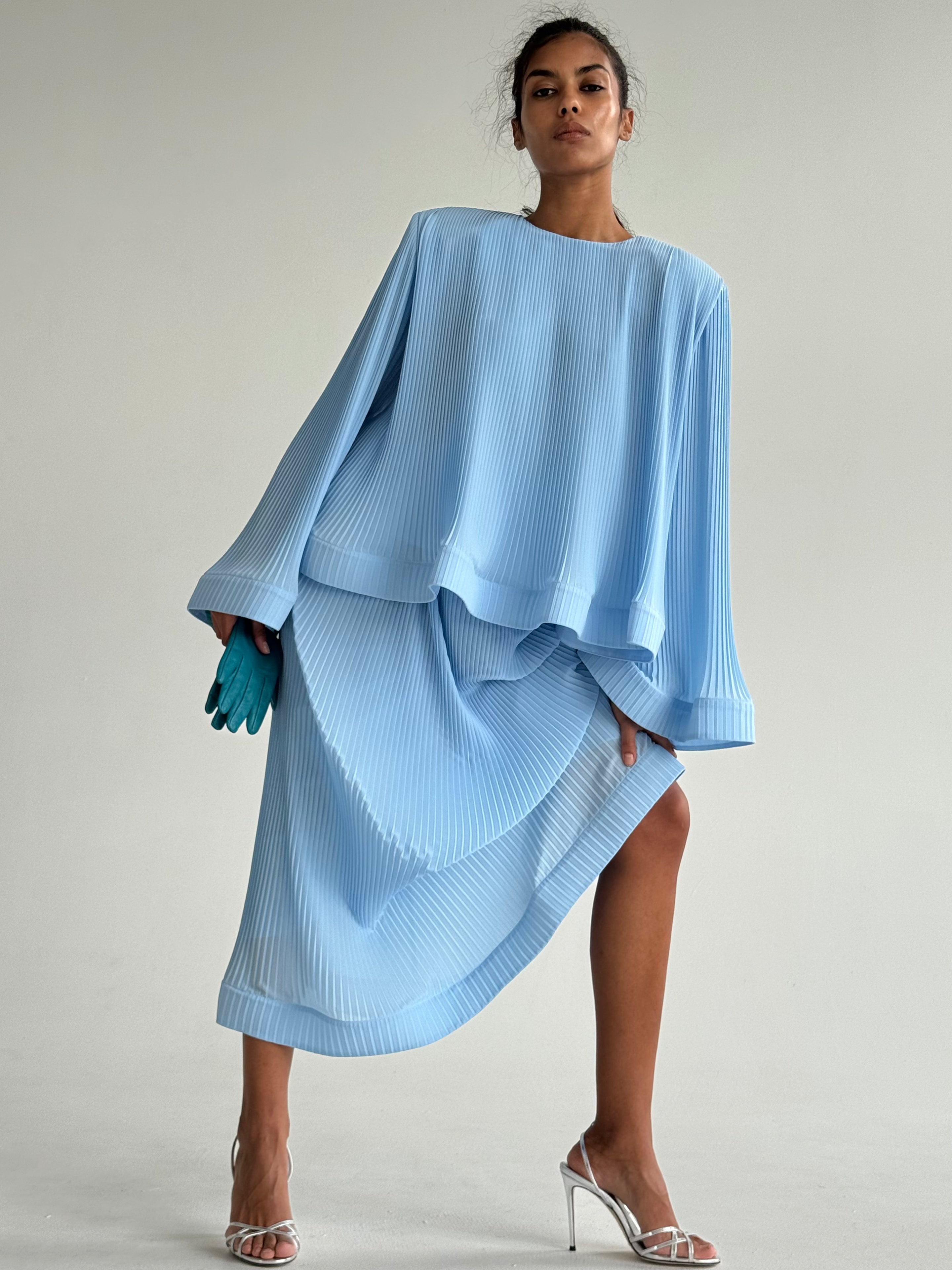 FREYA PLEATED SET
