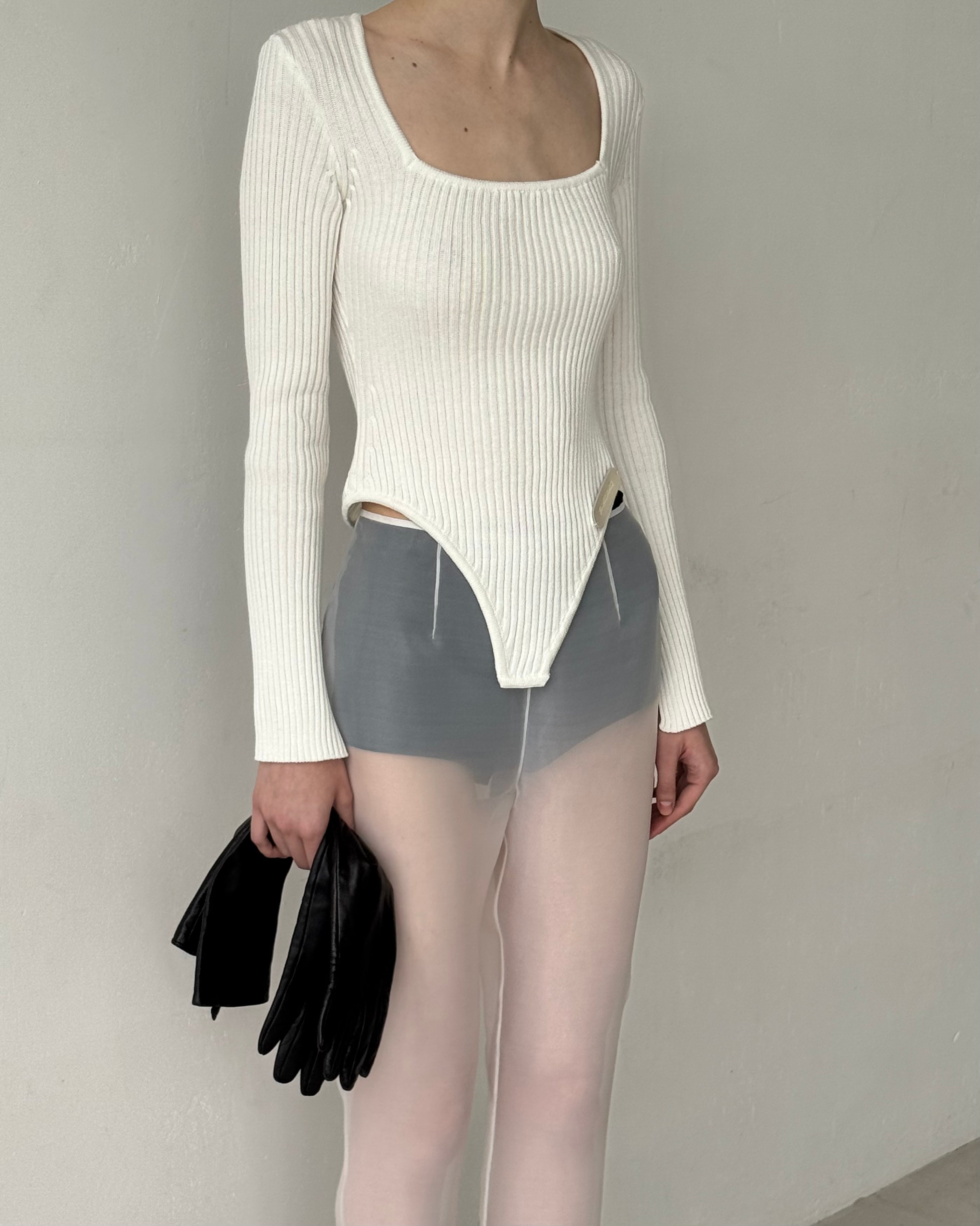 AMBER KNIT TOP