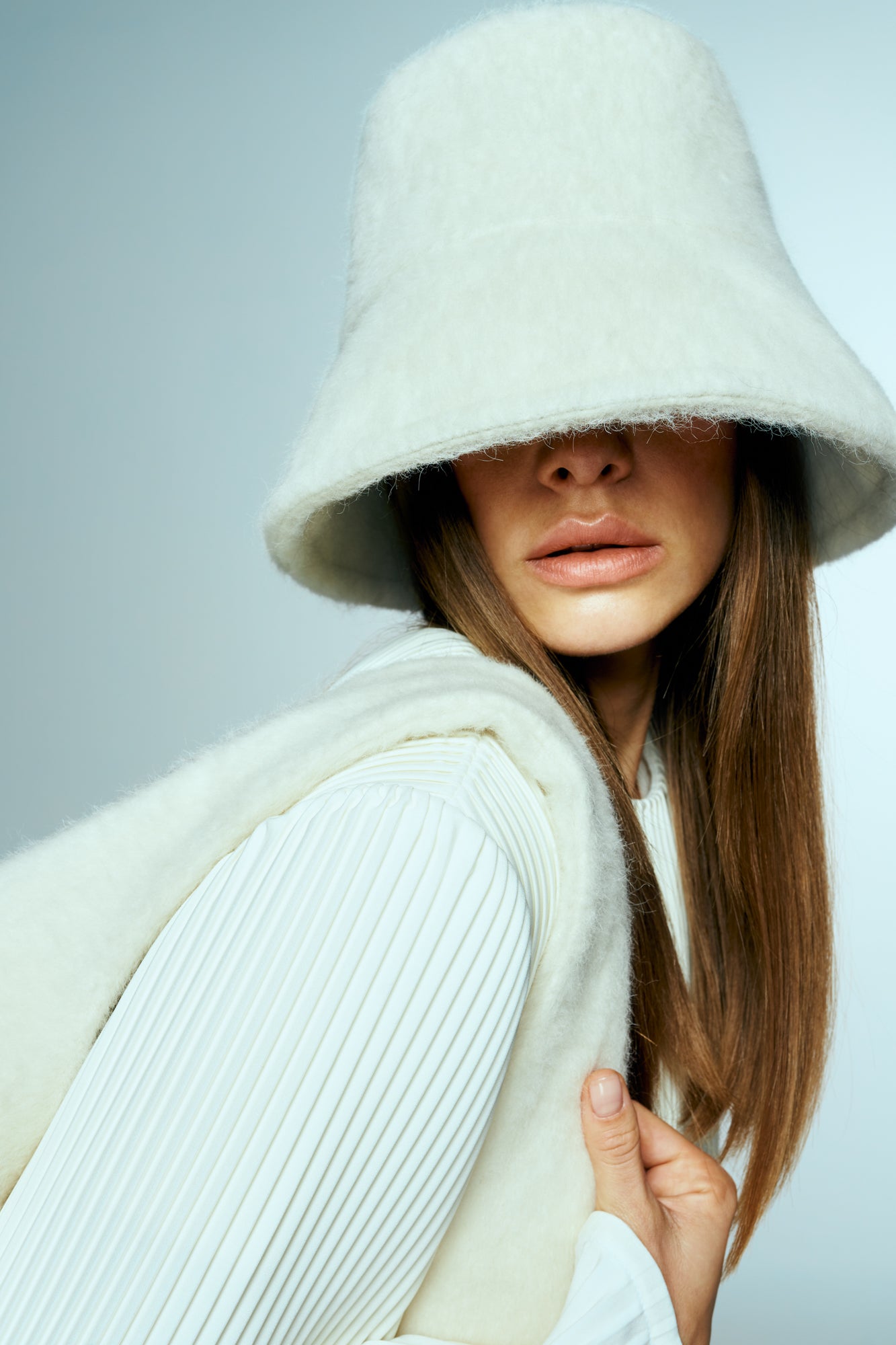 БІЛА СУКНЯ SIA