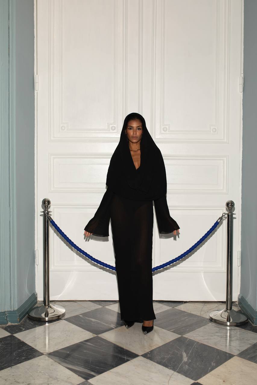Polly Chiffon Dress Black – model wearing hooded style at event, Jamemme SS26