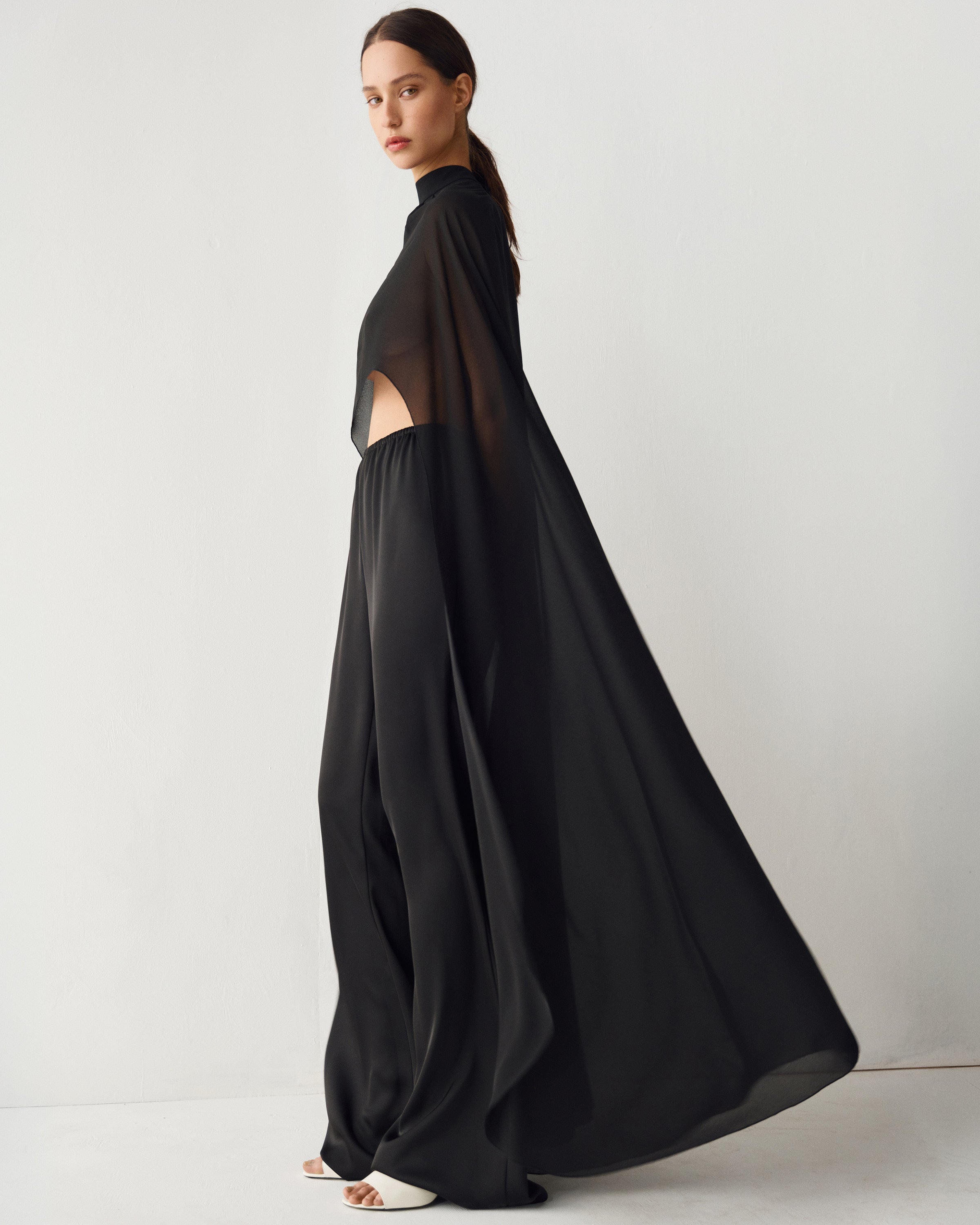 PATRIZZIA CHIFFON CAPE