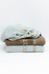 BEACH MINT TOWEL