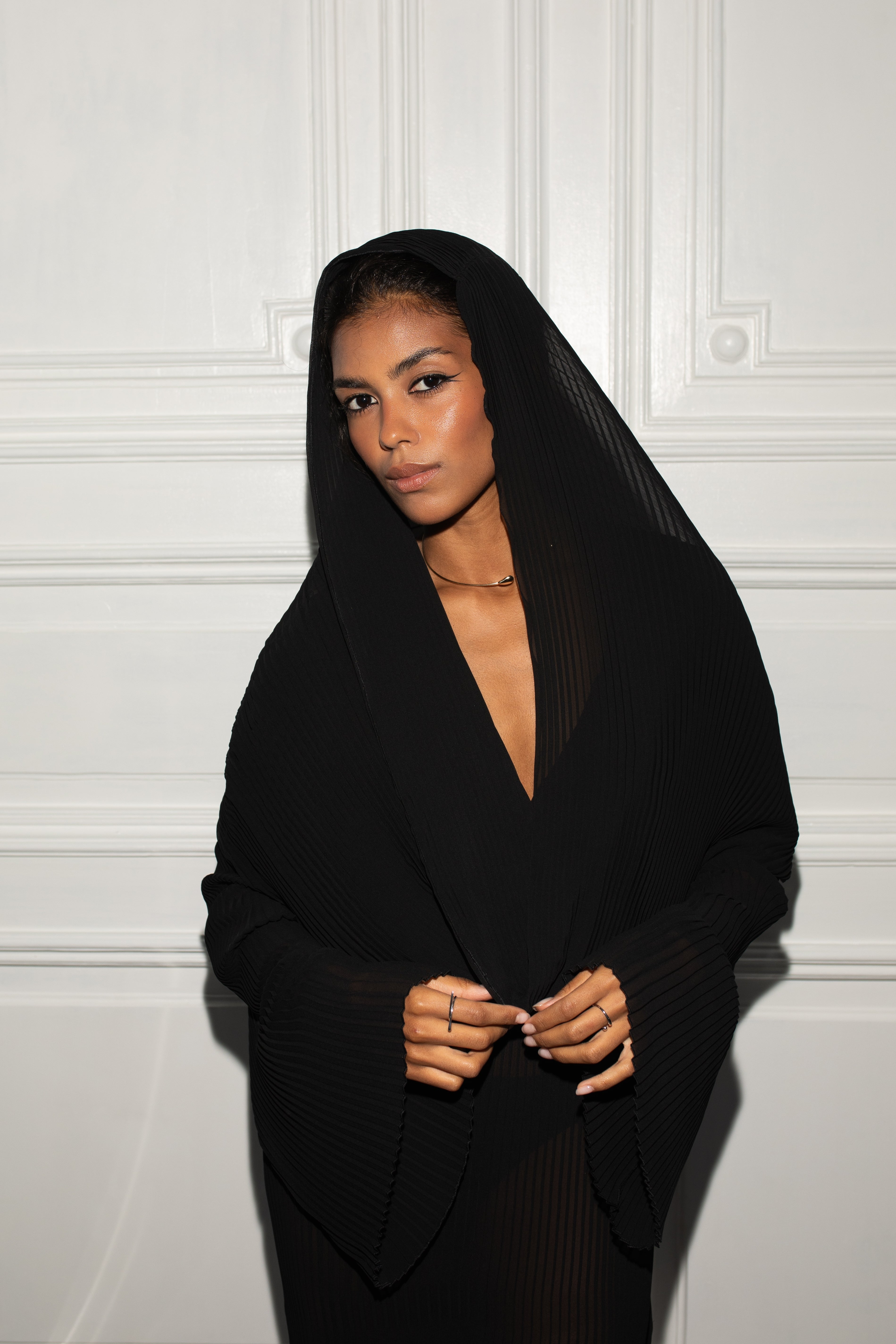 Polly Chiffon Dress Black – model close-up with hood draped, V-neckline, Jamemme SS26