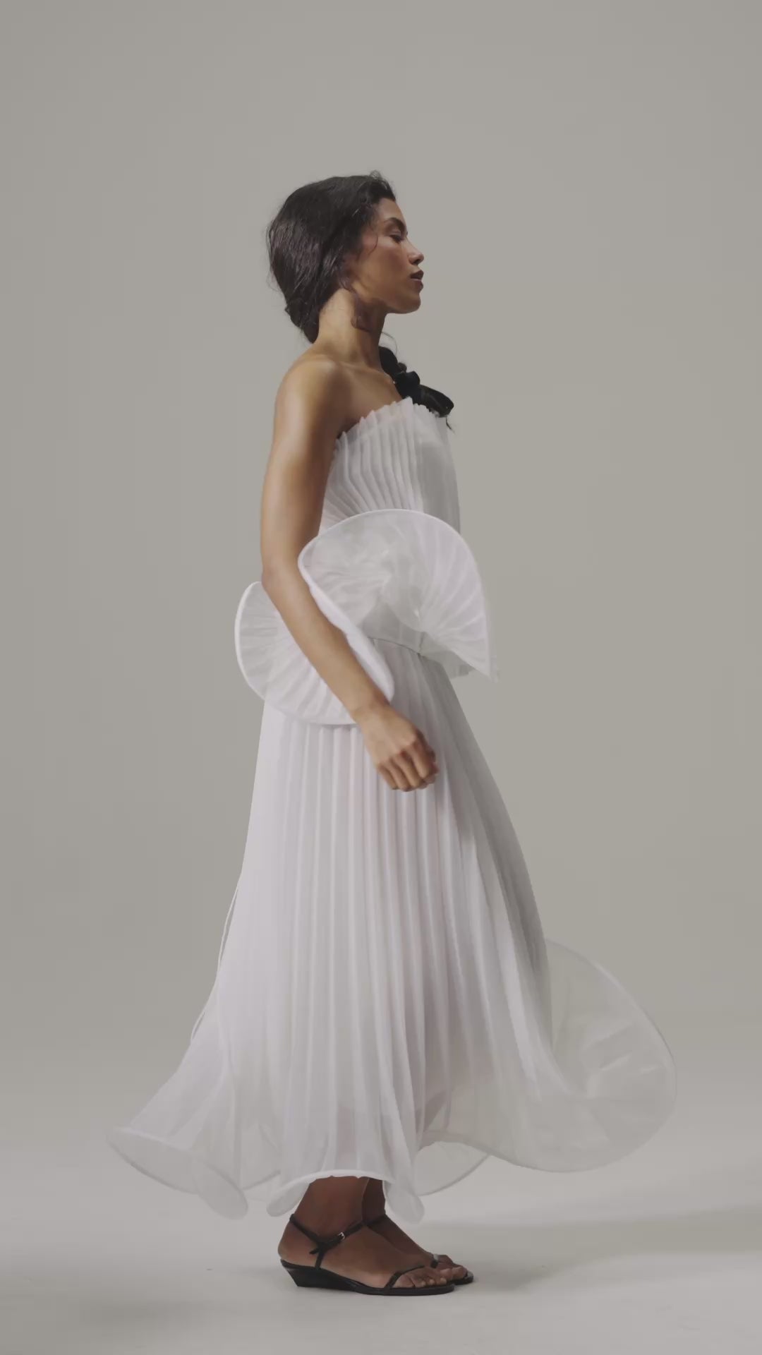 Nina Pleated Set by J'amemme — movement video showing the hand-pleated chiffon and flowing organza ruffles