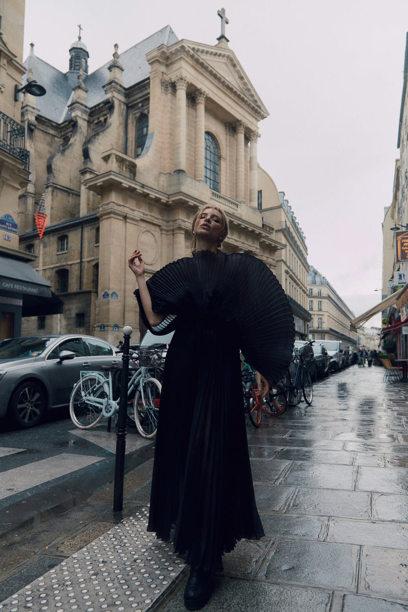 Street Style Milan by J'amemme (wearing Iconic Cloud Dress by J'amemme)